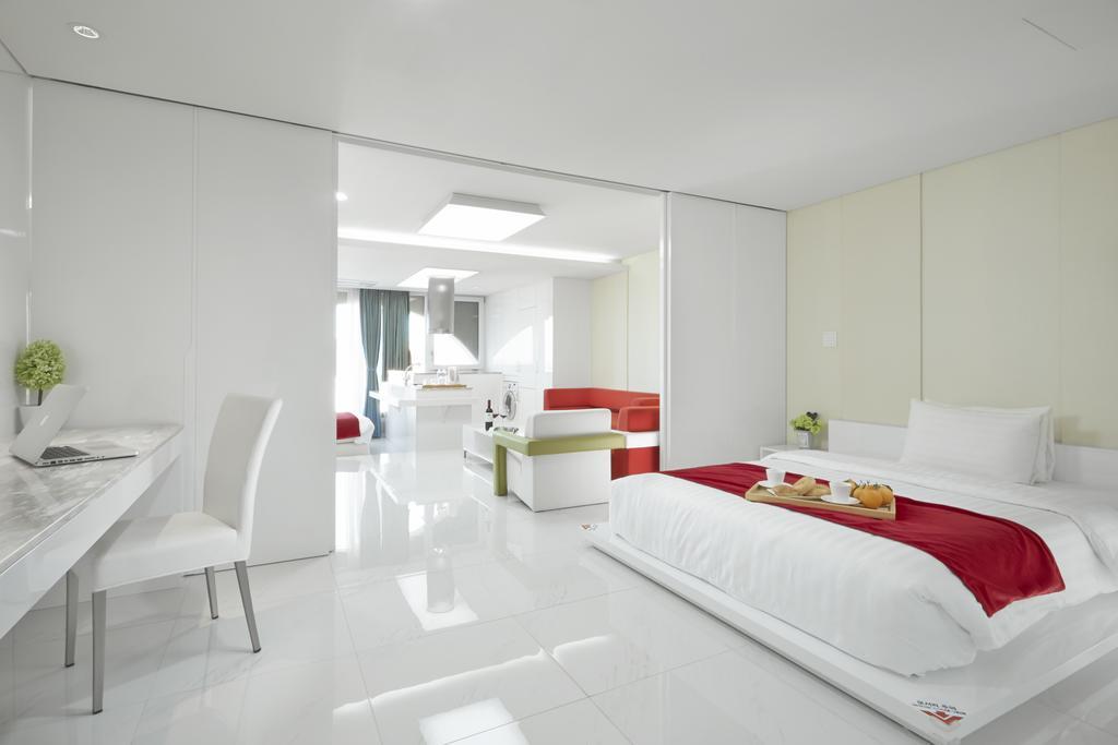 Shin Shin Hotel Jeju Ocean Seogwipo Oda fotoğraf