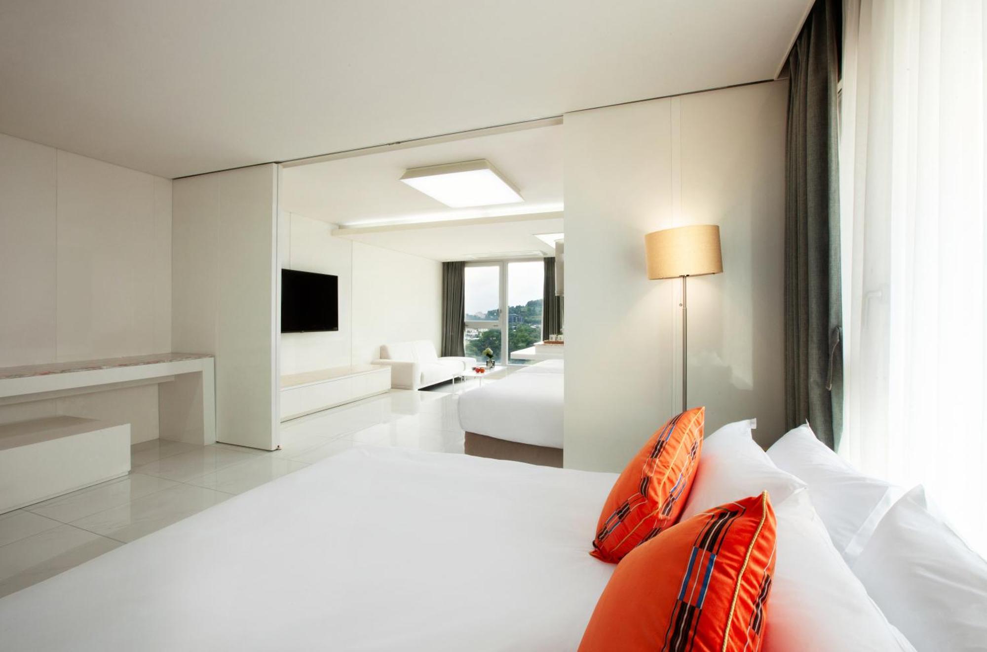 Shin Shin Hotel Jeju Ocean Seogwipo Dış mekan fotoğraf